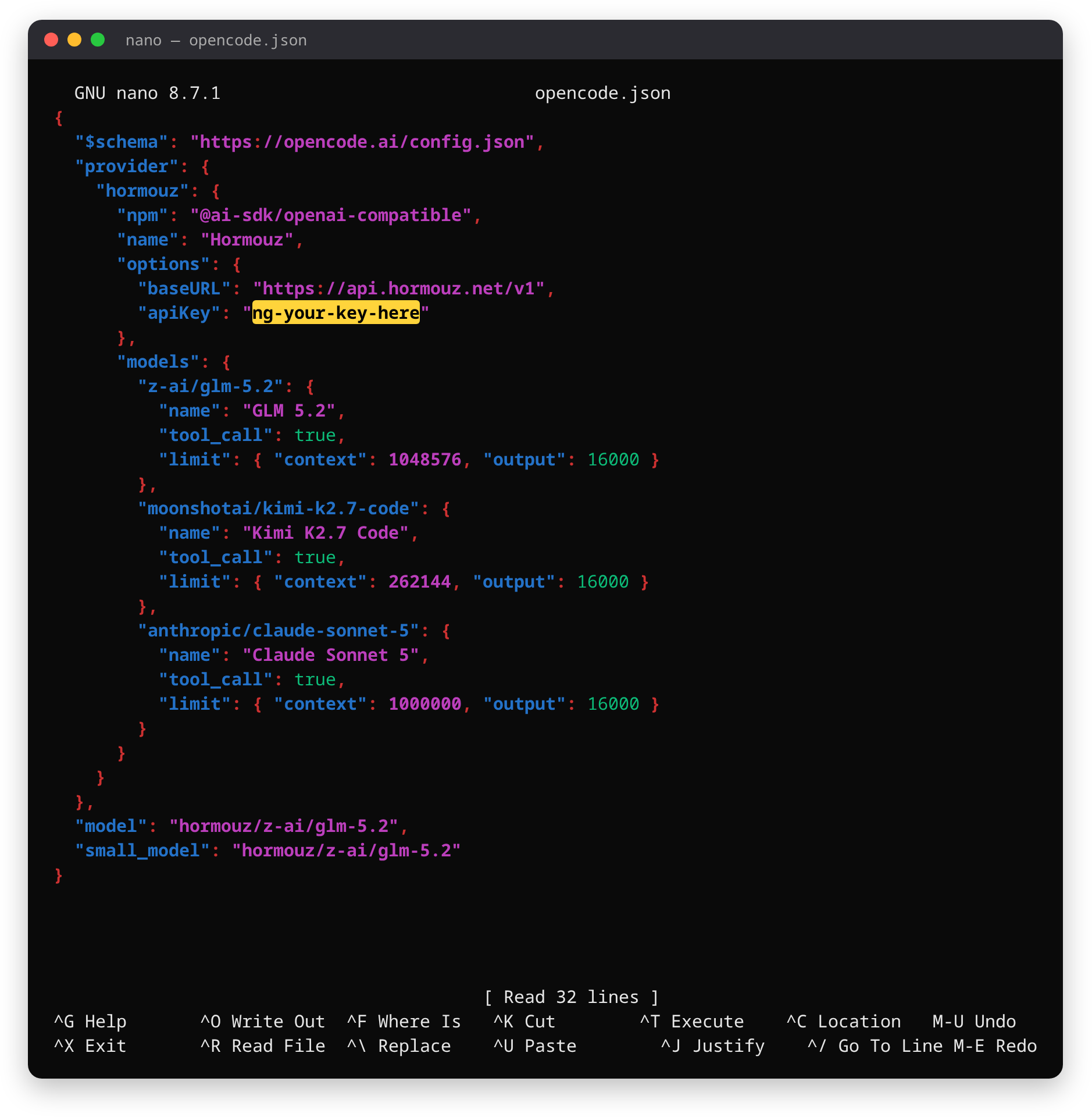 فایل opencode.json در nano با ارائهدهندهٔ هرمز، سه مدل و جای کلید API که هایلایت شده